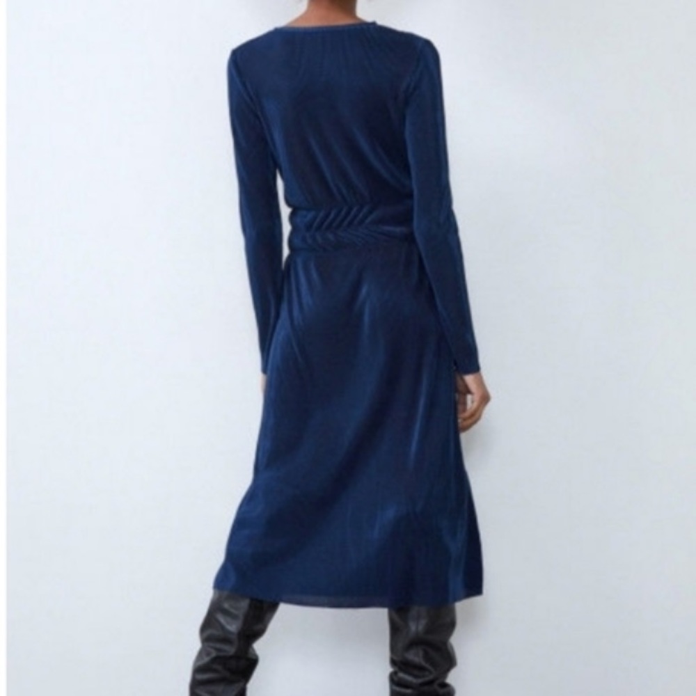 Zara gathered waist pleated navy light weight semi sheer long sleeve midi dress - Picture 7 of 13